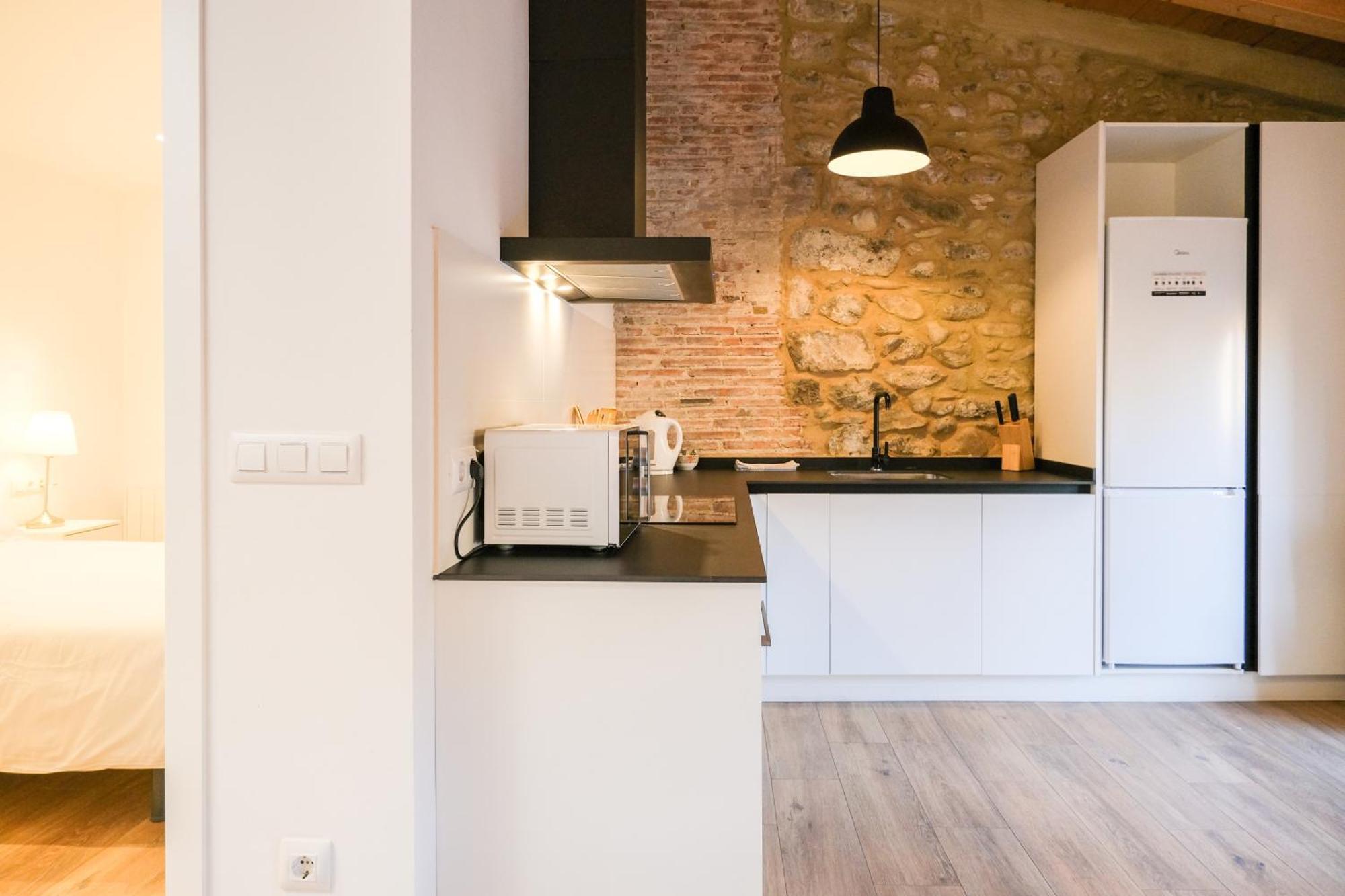 Ganganell Atic Apartamento Con Terraza En 베살루 외부 사진