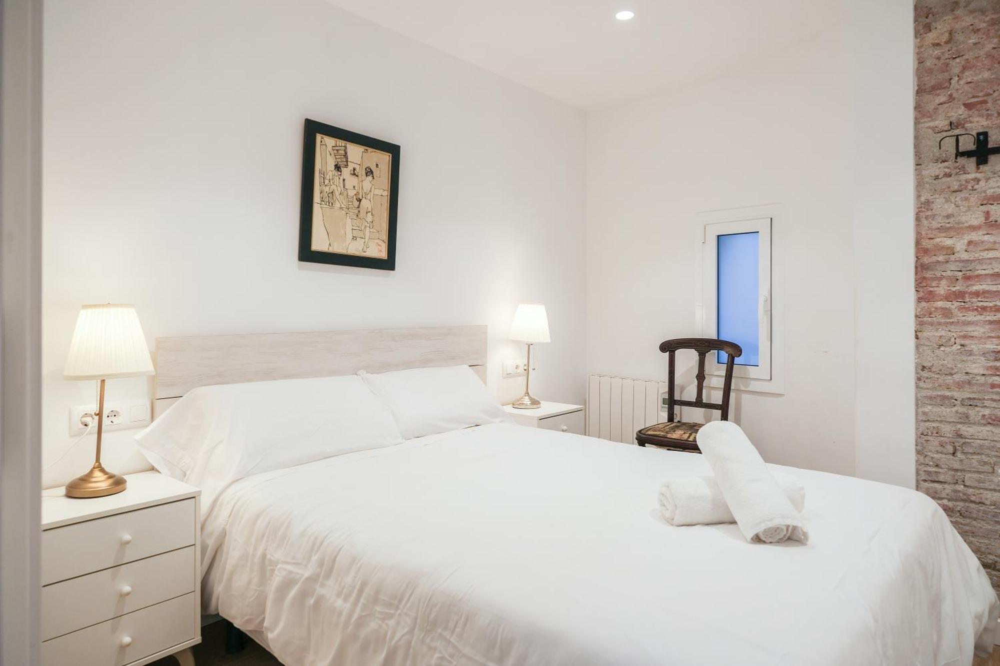 Ganganell Atic Apartamento Con Terraza En 베살루 외부 사진