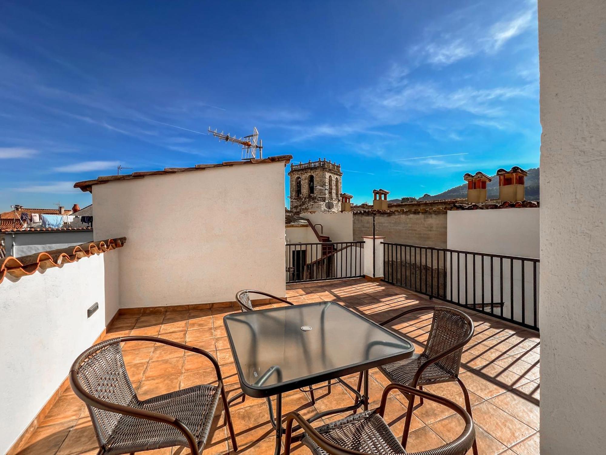 Ganganell Atic Apartamento Con Terraza En 베살루 외부 사진